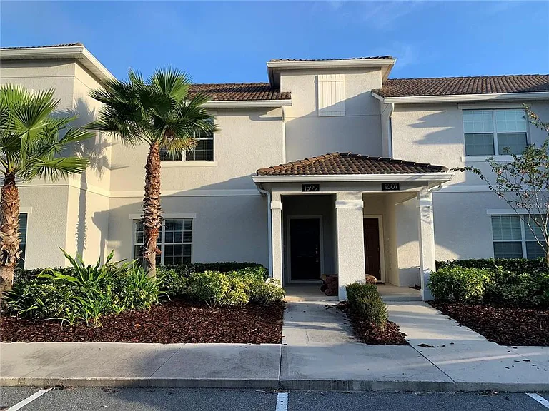 1599 Moon Valley Dr — Photo 1