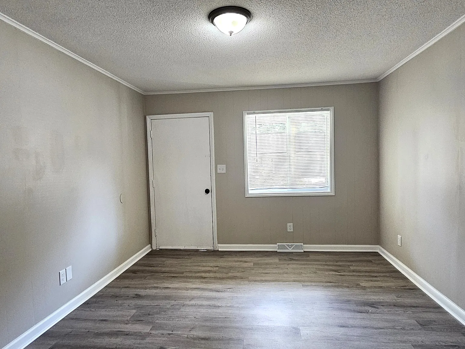 North Hall Street - 307 B — Photo 2