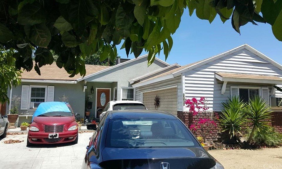 1st image of 15637 Lemarsh St