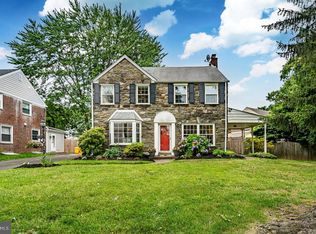 624 Fariston Dr, Wynnewood, PA 19096