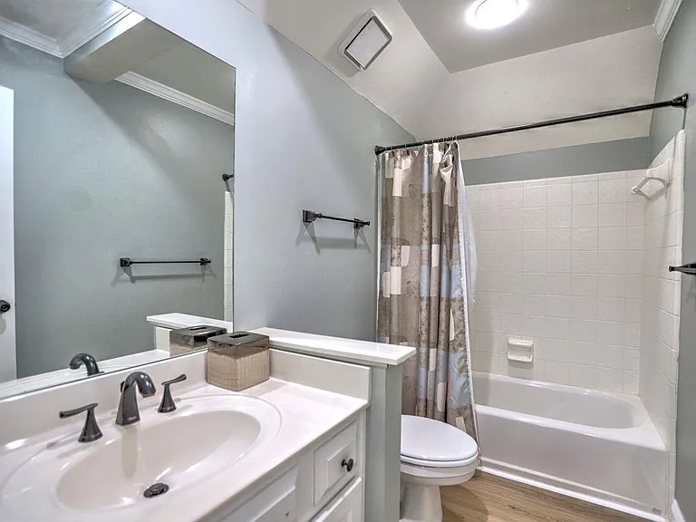3237 Waldwick Way SE — Photo 27