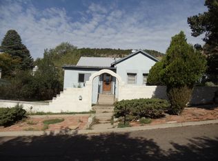 132 S 6th St, Raton, NM 87740