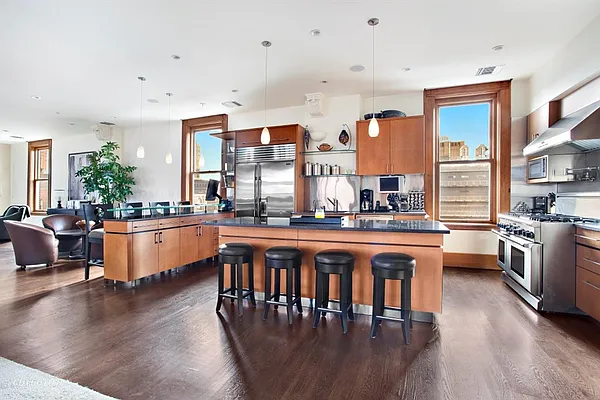 Rented by Corcoran | media 2