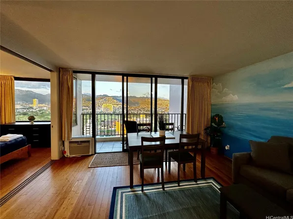 201 Ohua Ave #2401, Honolulu, HI 96815