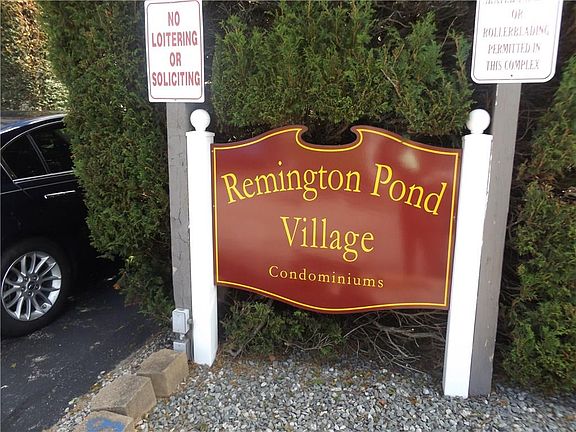 2nd image of 1 Village Ct