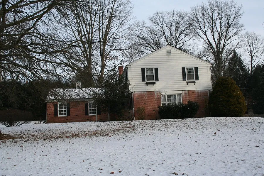 1545 Valley Rd photo 1