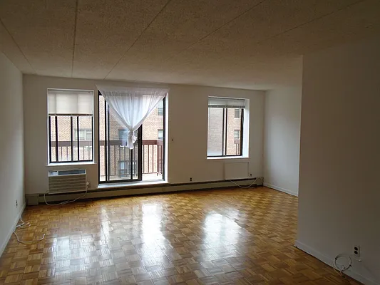 Rented by 18 REALTY | media 29