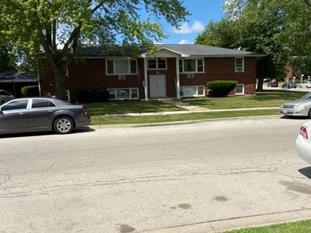 1st image of 590 Greenwood Dr
