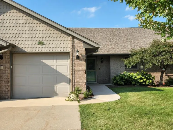 1410 W 21st St, Sterling, IL 61081