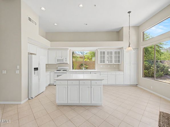 7020 E Whispering Mesquite Trl