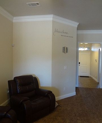 5th image of 602 E 98th St