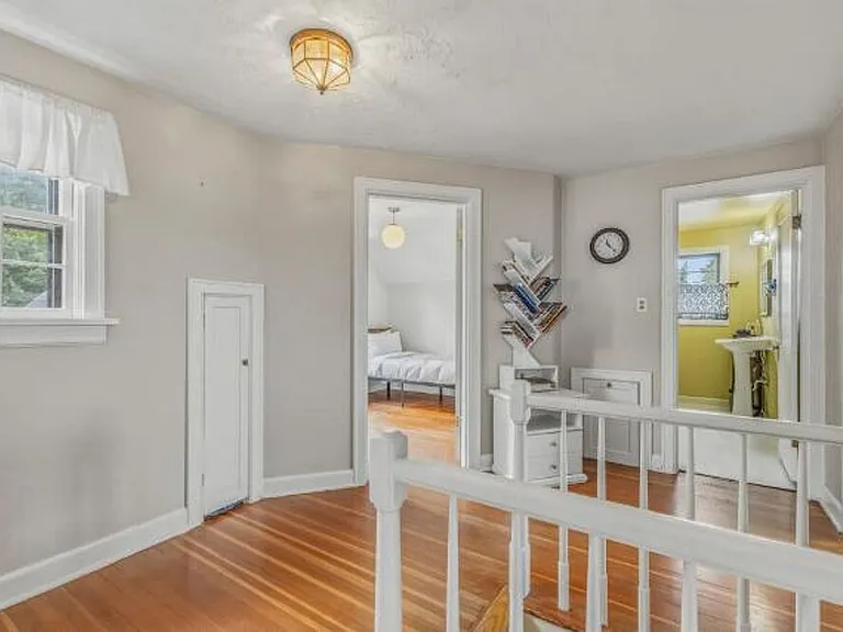1527 Pacific Ter — Photo 20