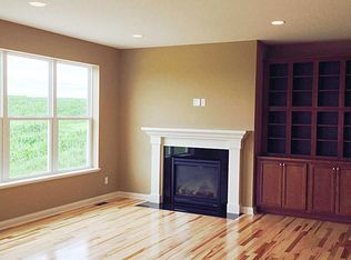 4032 Holasek Path, Chaska, MN 55318