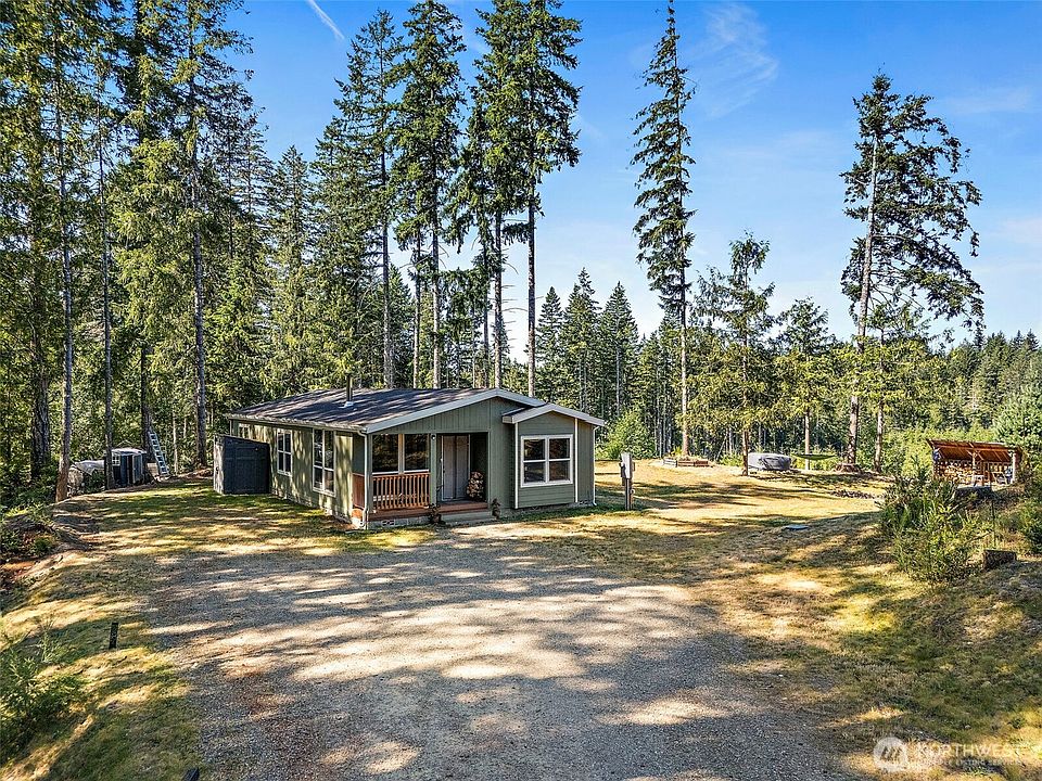 1st image of 2768 Ridgecrest Drive W
