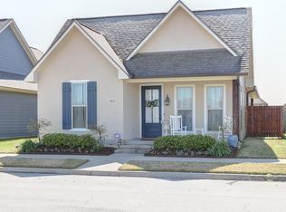 403 Parker Ln, Youngsville, LA 70592