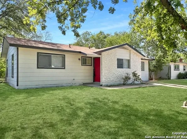 4110 Tropical Dr, San Antonio, TX 78218