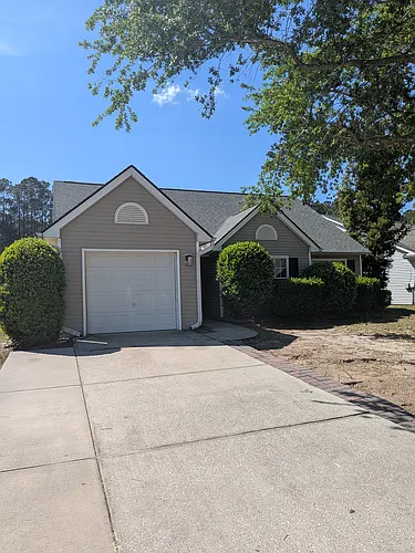 6 Spruce Dr Photo 1