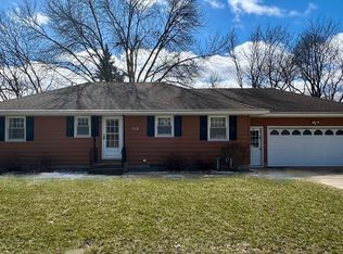 312 Fairview Dr, Albert Lea, MN 56007