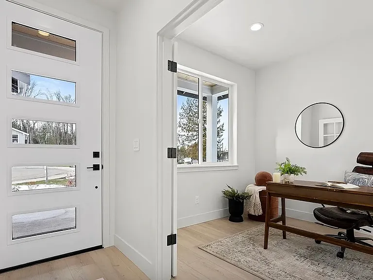218 N 54th Pl — Photo 11
