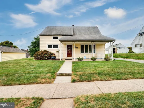 904 Las Vegas Dr, Temple, PA 19560