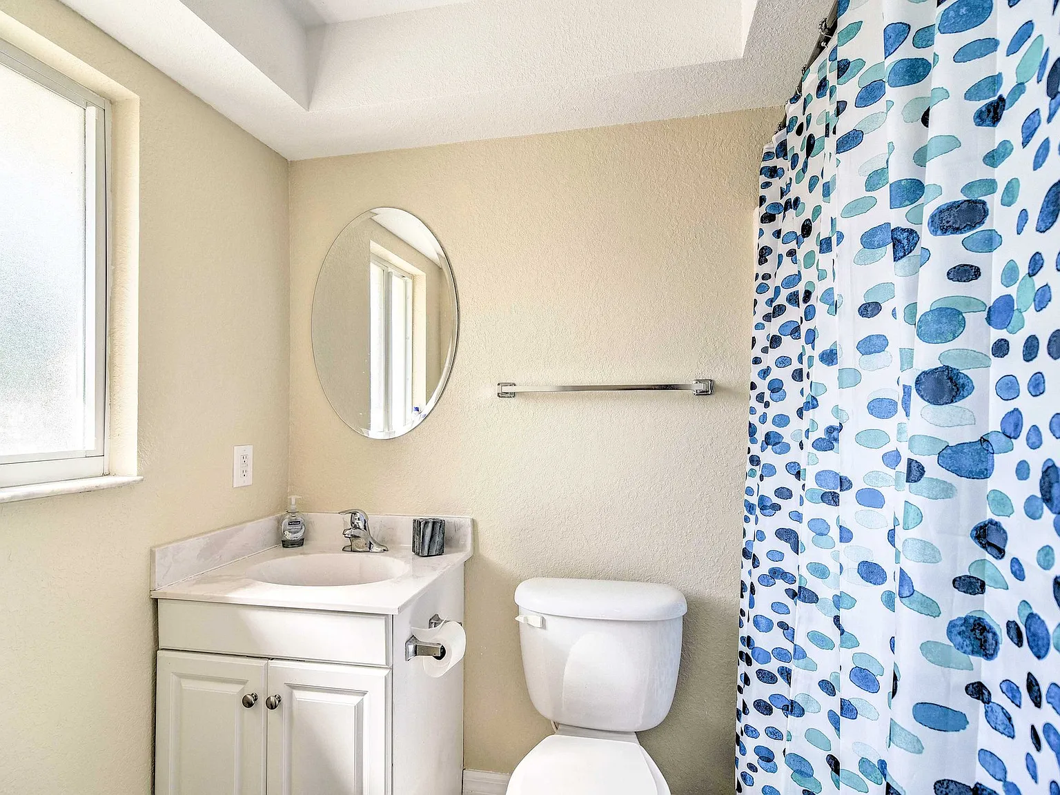 1 bed, 625 sqft, $1,700 — Photo 3