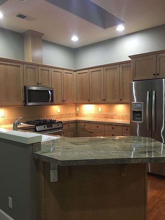 Happy Valley, OR 97086