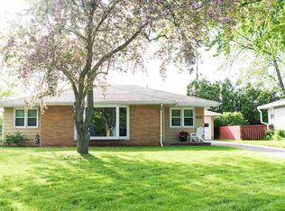 3824 S Clay St, Green Bay, WI 54301
