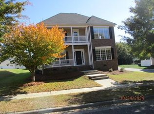 218 Bridgewater Dr, Advance, NC 27006