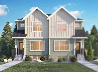 8741 N Huxbury Dr NE, Calgary, AB T2A5Z9