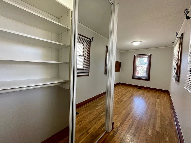 2231 S High St — Photo 14