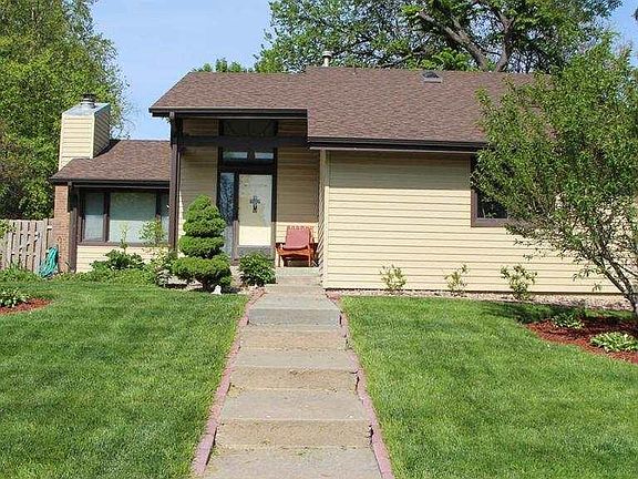 2nd image of 5201 S 66th Street Cir