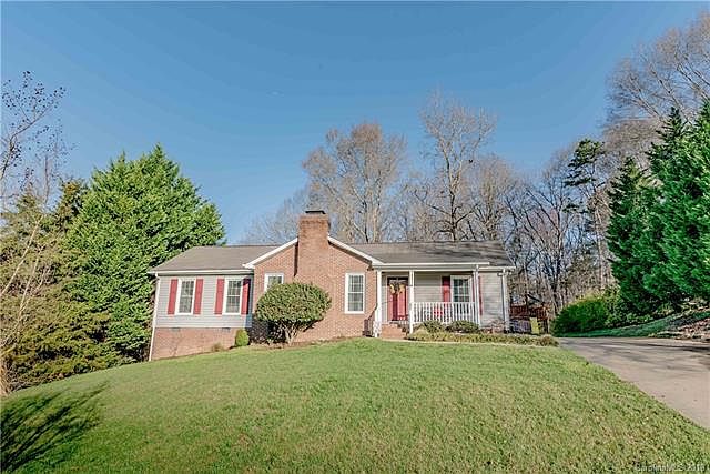 1st image of 702 Brook Forest Dr
