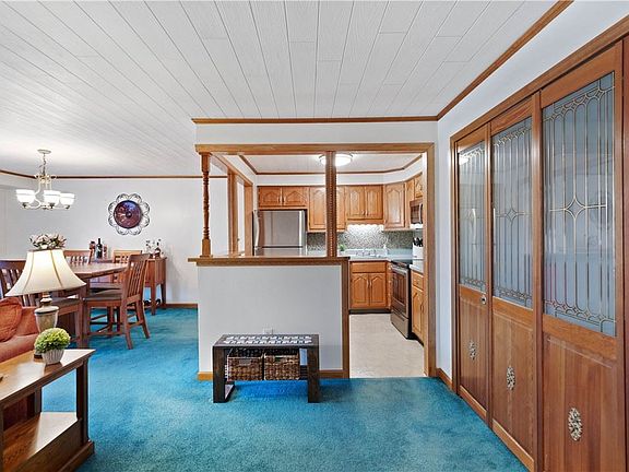 5th image of 604 Calais Dr APT 1204