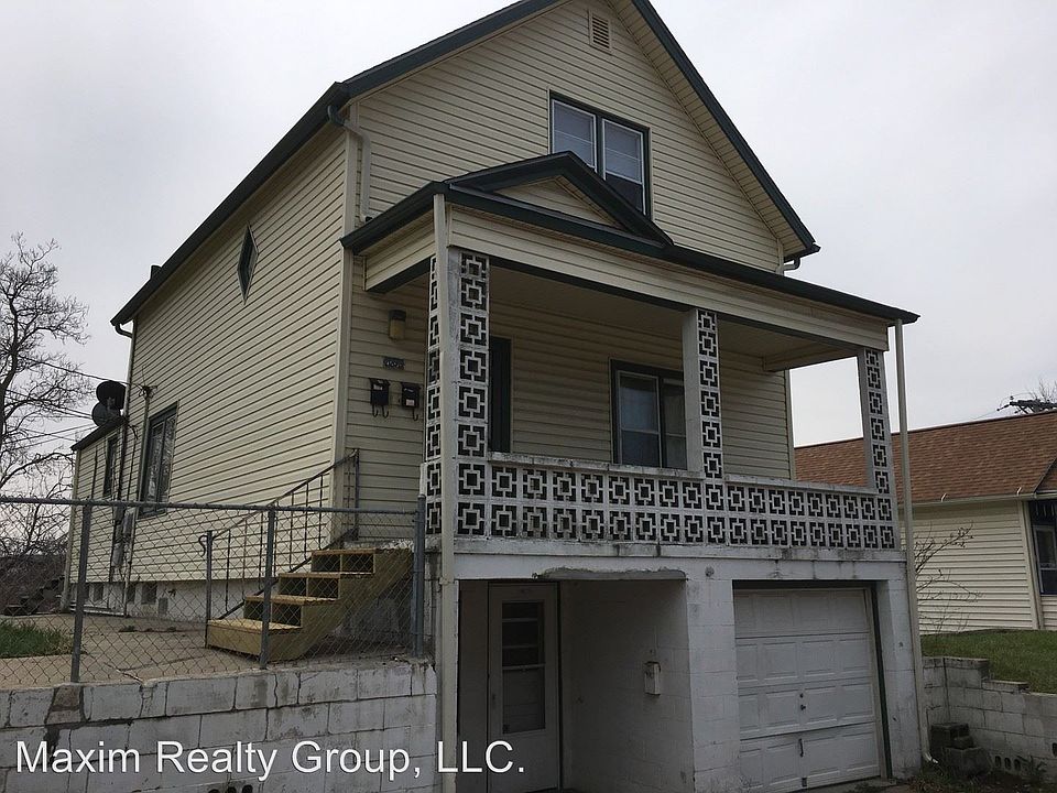 2nd image of 2215 Mason St APT 1
