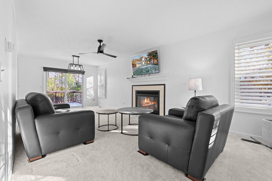 next background image