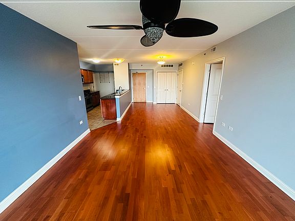3rd image of 9864 Leland Ave Unit 305