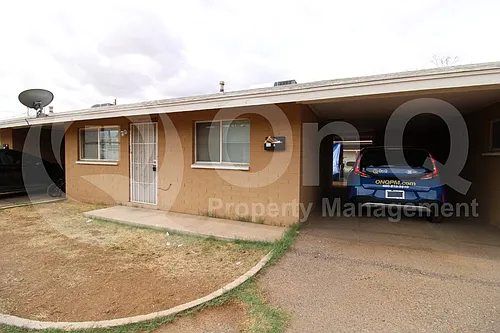3122 E Hubbell St #B Photo 1