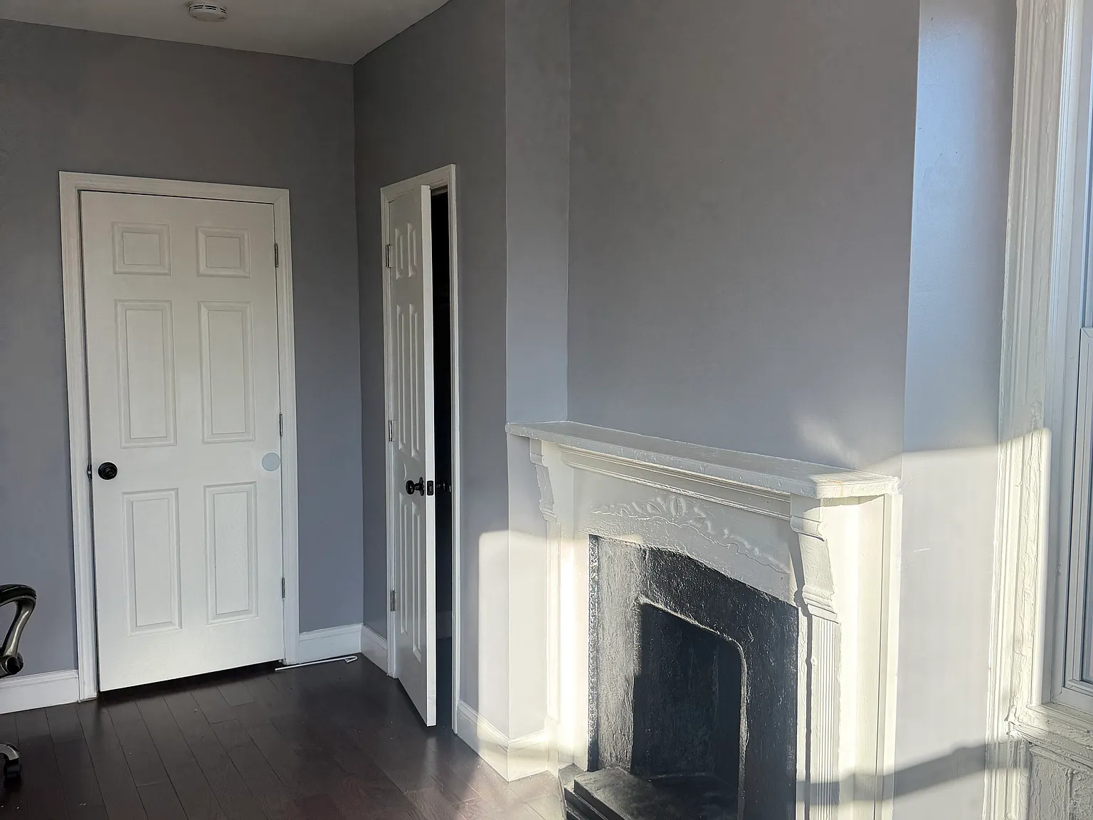 3 bed, $2,200 — Photo 2