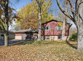 9590 99th Pl N, Maple Grove, MN 55369