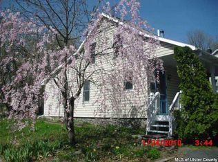 19 Clermont St, Saugerties, NY 12477