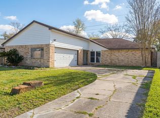5819 Sunnygate Dr, Spring, TX 77373