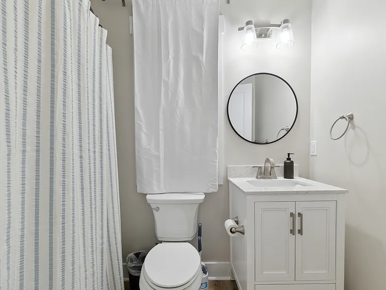 5069 Peachtree Ave #B — Photo 7