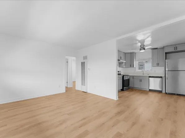 7739 Laurel Canyon Blvd #13, North Hollywood, CA 91605