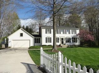 7740 Old Mill Cir NW, North Canton, OH 44720