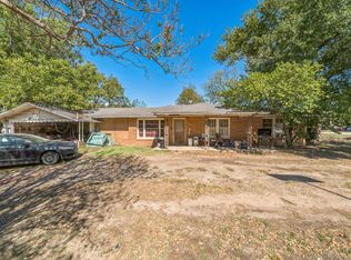 360 McDonald St, Fairfield, TX 75840
