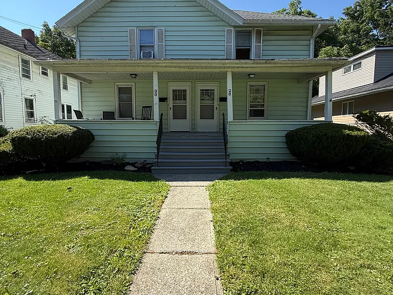 28 Brooklyn Ave — Photo 16