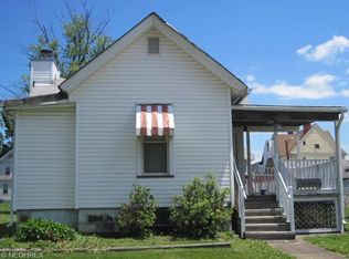 17 Cherry Ave, Niles, OH 44446