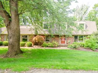 320 Huntington Dr, Ann Arbor, MI