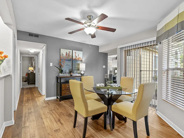 Regency Place — Photo 17