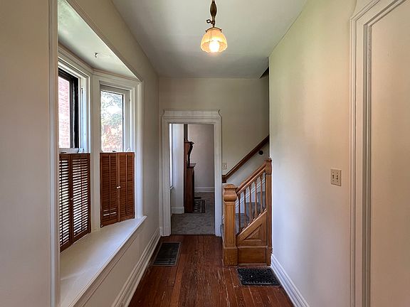 3rd image of 354 Shiloh St